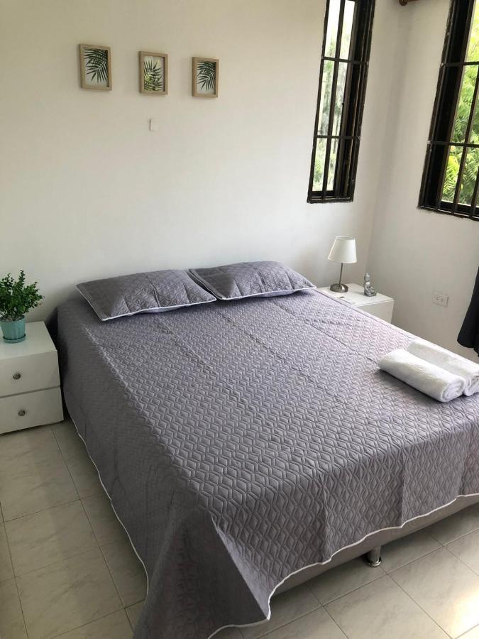 Habitaciones Independientes Cerca Al Aeropuerto 3 Cartagena المظهر الخارجي الصورة