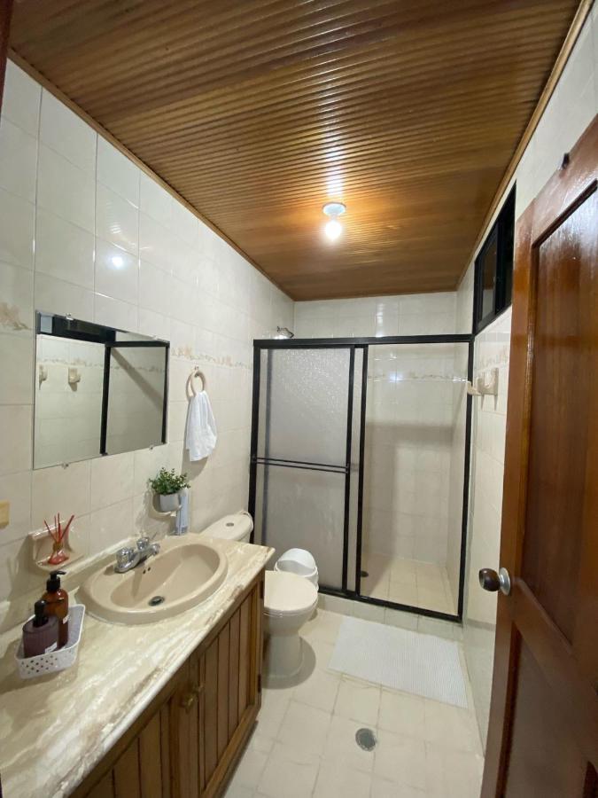 Habitaciones Independientes Cerca Al Aeropuerto 3 Cartagena المظهر الخارجي الصورة