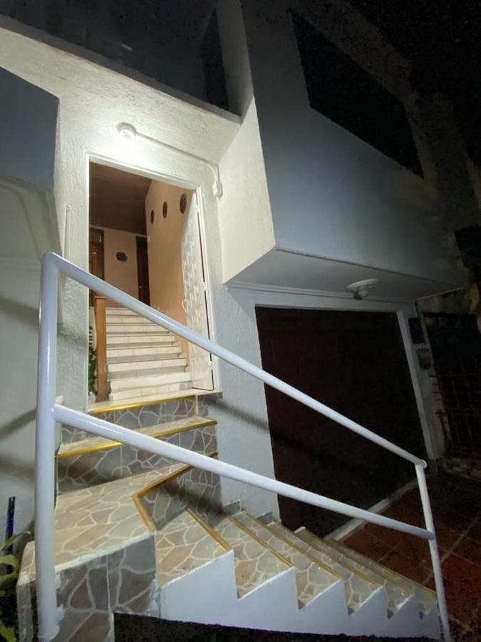 Habitaciones Independientes Cerca Al Aeropuerto 3 Cartagena المظهر الخارجي الصورة
